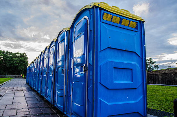 Best Portable restroom trailer rental  in Pearisburg, VA
